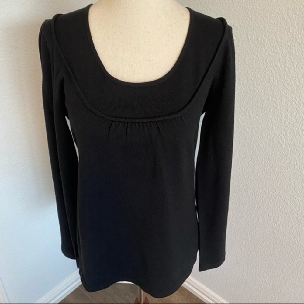 NWT  Joseph A Sexy Comfy Boat Neck Details Black Sweater L Sleeve Size L